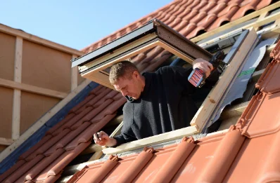 Pose de fenêtres de toit Velux à Réclonville